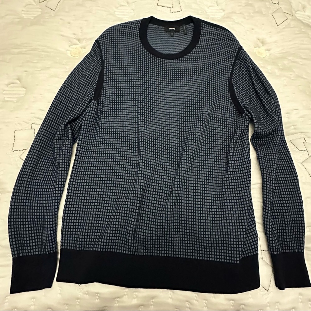 XL Theory Blue Crewneck Sweater